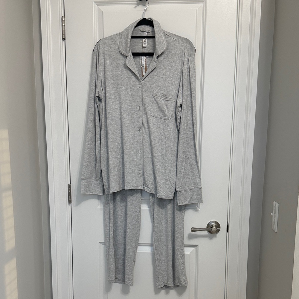 SKIMS Gray Pajama Set NWT